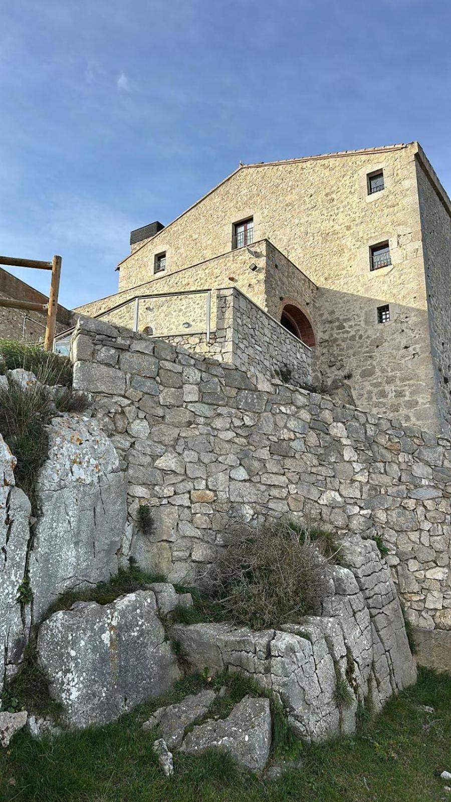 Hotel Santuari Mare De Deu Del Mont Restaurant-Hostatgeria Beuda Exteriér fotografie
