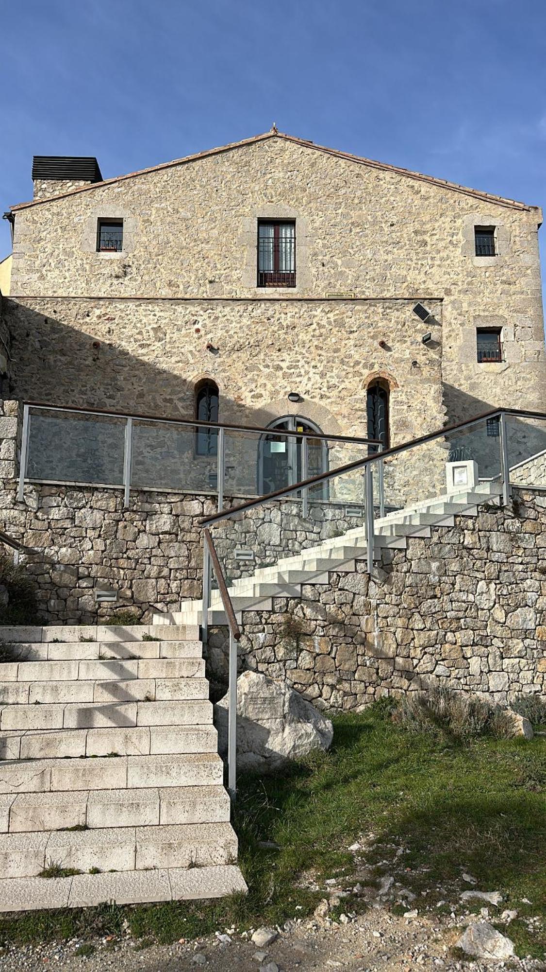 Hotel Santuari Mare De Deu Del Mont Restaurant-Hostatgeria Beuda Exteriér fotografie